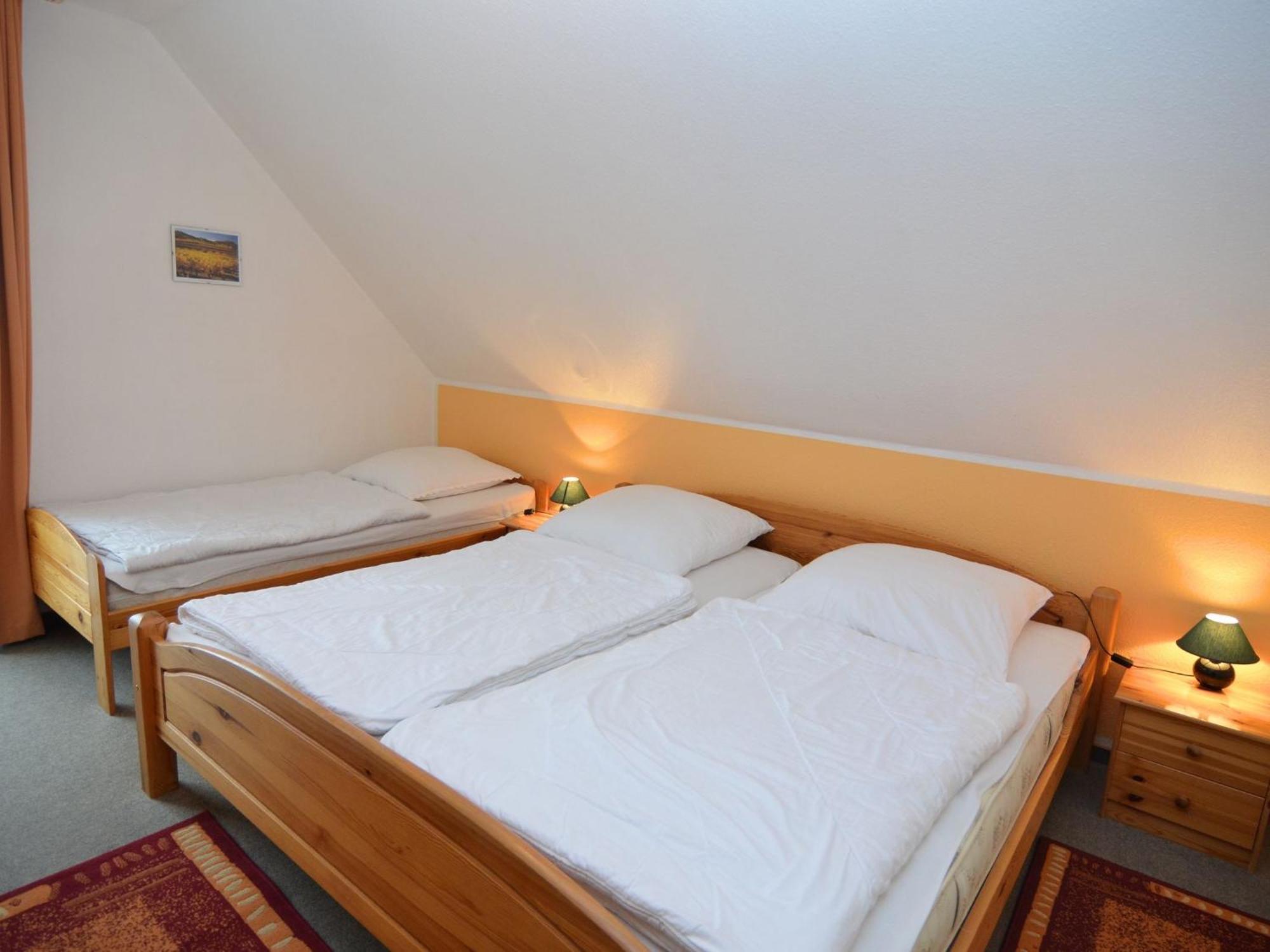 Nice Holiday Home Near Ski Area Medebach Exteriör bild