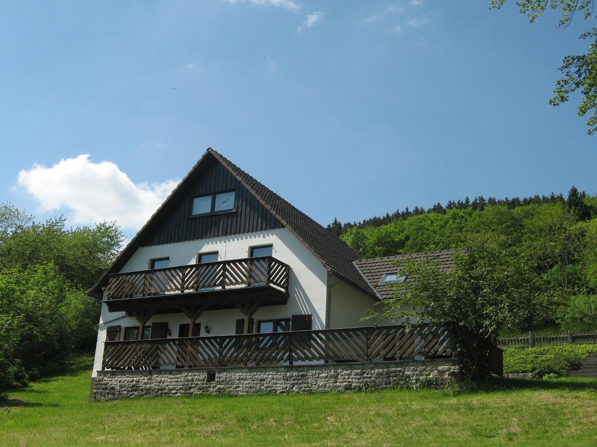 Nice Holiday Home Near Ski Area Medebach Exteriör bild